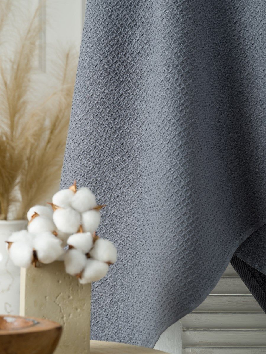 снимок Полотенце вафельное серое 100х150 от магазина BIO-TEXTILES ОПТ