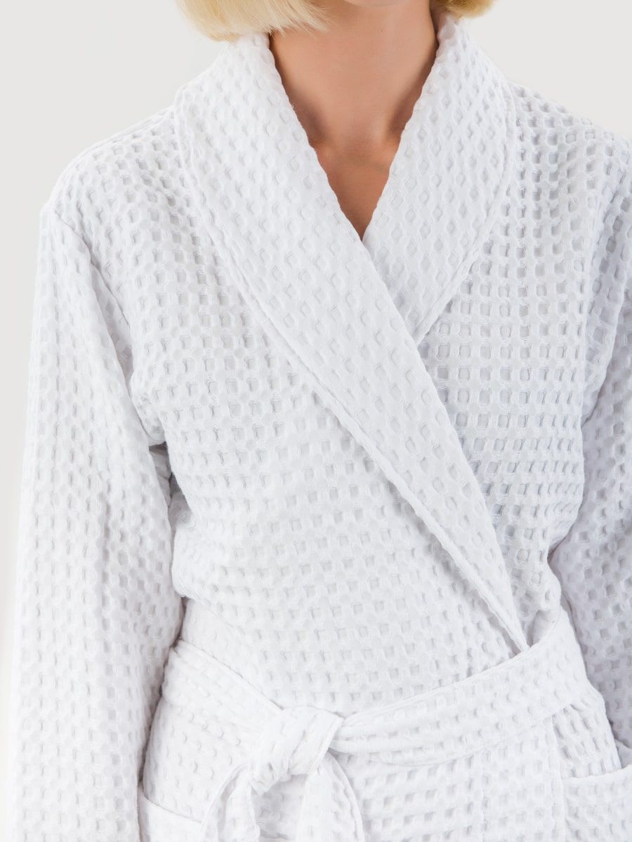 снимок Халат женский вафельный PandaHug Оrnella белый шаль  от магазина BIO-TEXTILES ОПТ